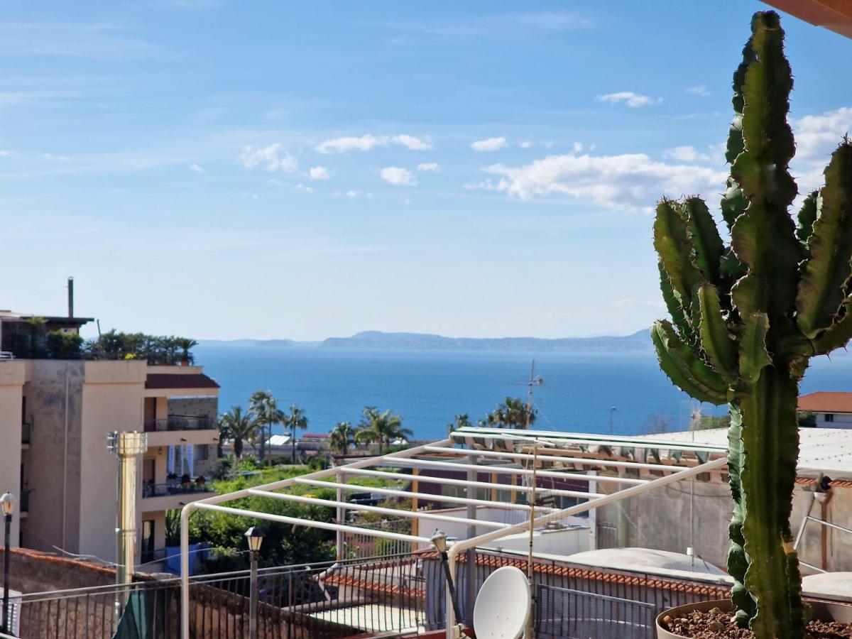 Savarese Luxury Palace Apartamento Vico Equense Exterior foto
