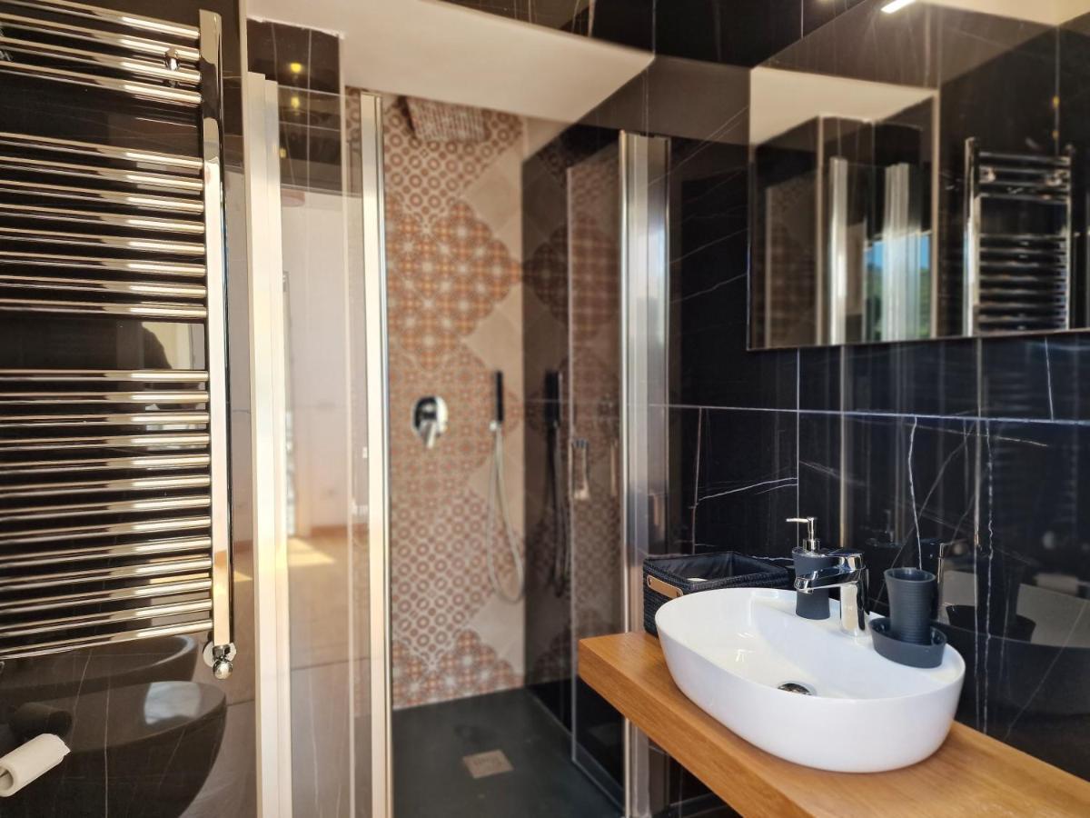 Savarese Luxury Palace Apartamento Vico Equense Exterior foto